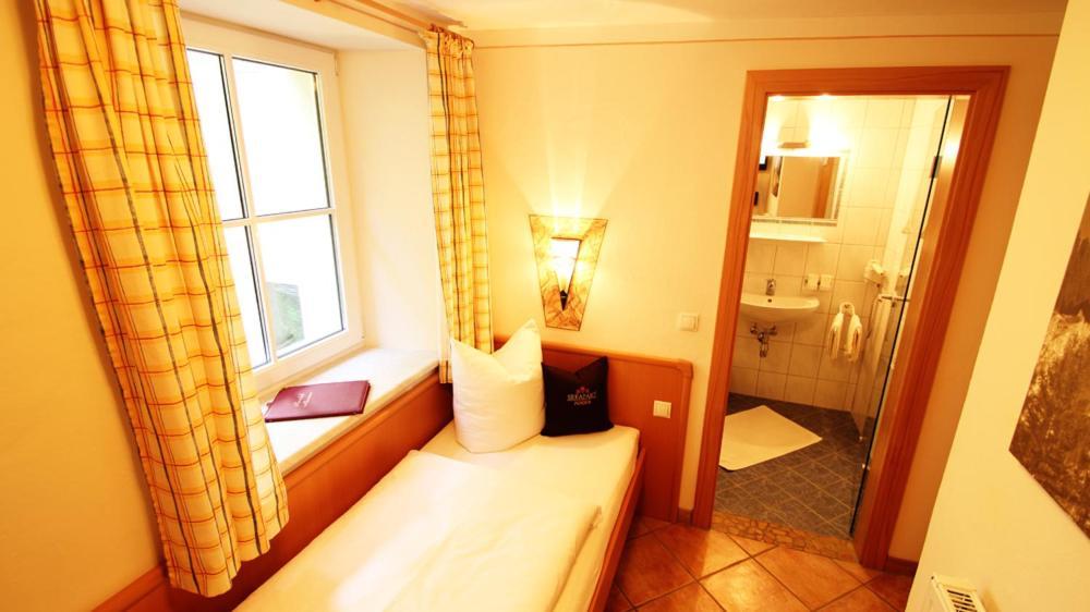 Single Room,1151984682:JPEG