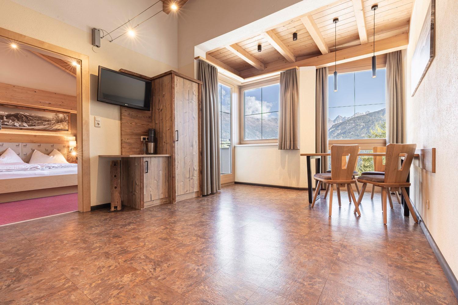 Penthouse Apartment,1739616703:JPEG